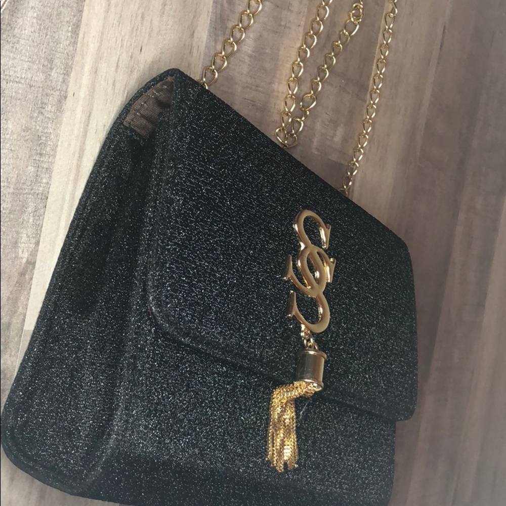 Purse - Picture 2 of 4